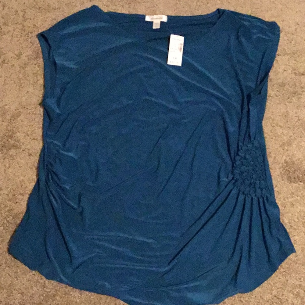 Short sleeve top